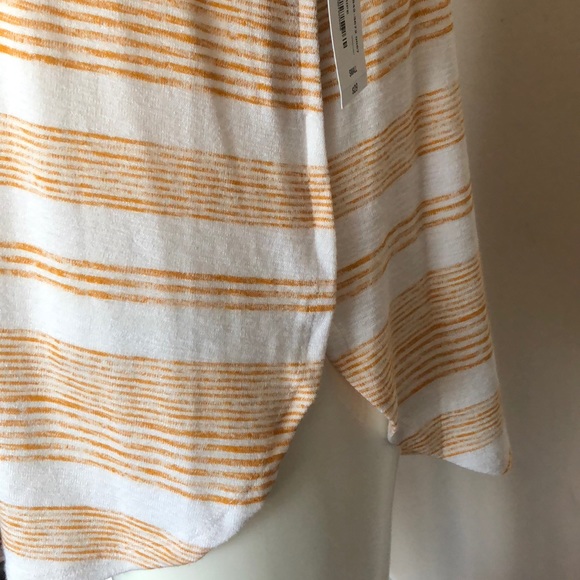 a.n.a gold stripe Top - Picture 5 of 7